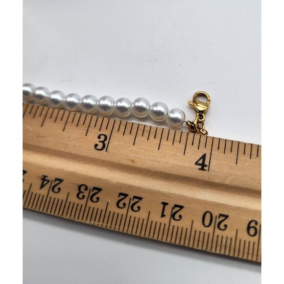 Baby Girl's Faux Pearl Bracelet Gold Tone "P" Initial Charm Wedding Christening - Picture 2 of 3